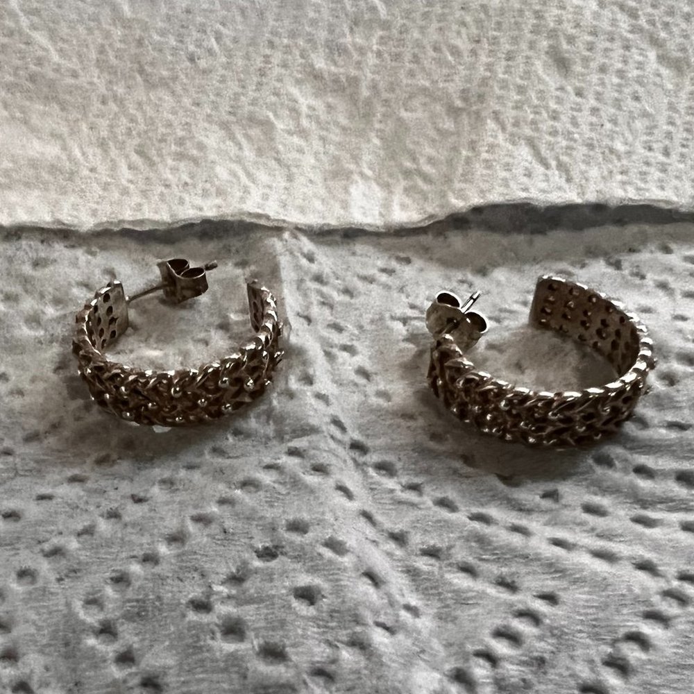 925 Sterling RJ Rope Hoop Pierced Earrings - Picture 2 of 5